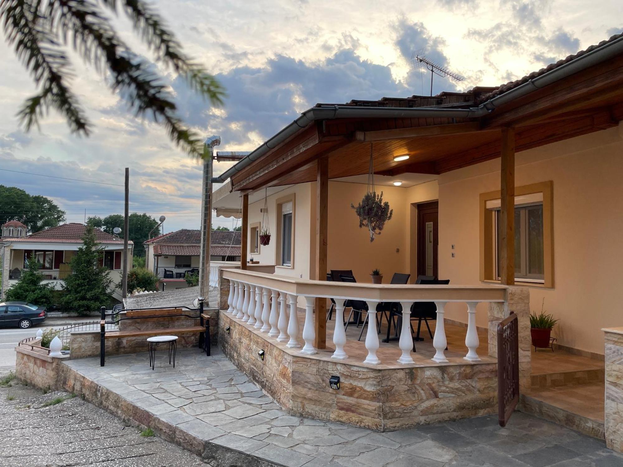 Aristides Guesthouse Krinidhes Exterior photo